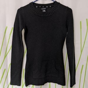 Like new rue 21 black sweater size small
